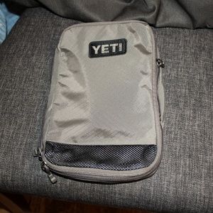 Yeti Medium packing cube